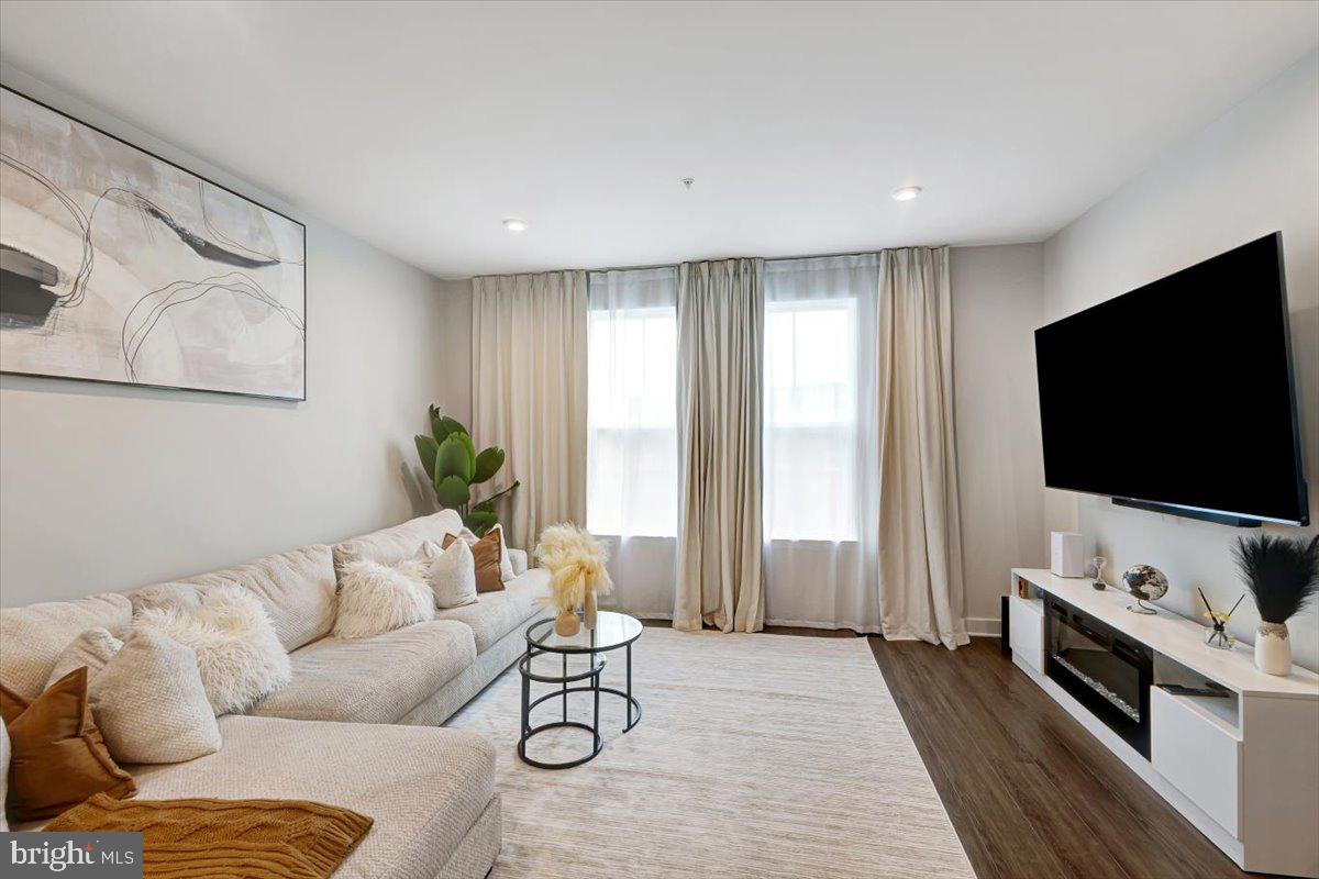 FOUNDRY STATION - Residential Lease