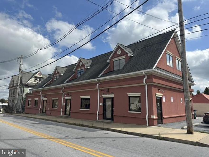 Prime location in Historic Westminster at the intersection of Main Street and South Center Street.  Great traffic count with easy access to downtown and Rt 140.  If you need a new home for your business or you are expanding your business, don't miss this opportunity.  Spacious and light filled rooms with ADA bathrooms. Competitive lease rates.  Available space 1500 square feet and up to 2600 square feet.  Schedule your private showing today.