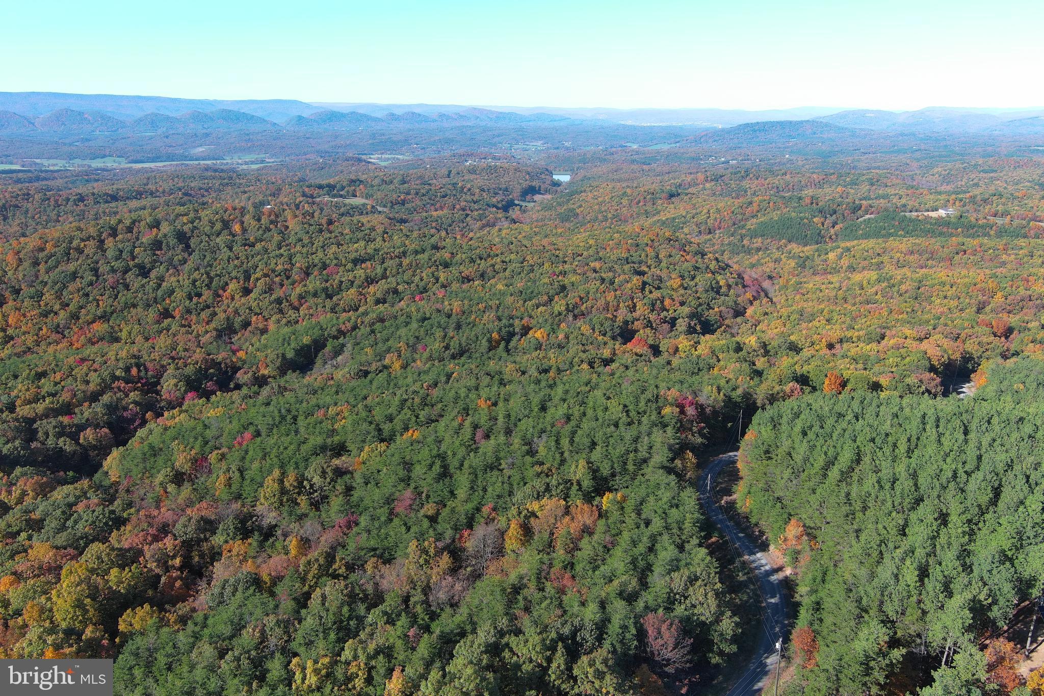 BLUFFS ON THE POTOMAC - Land