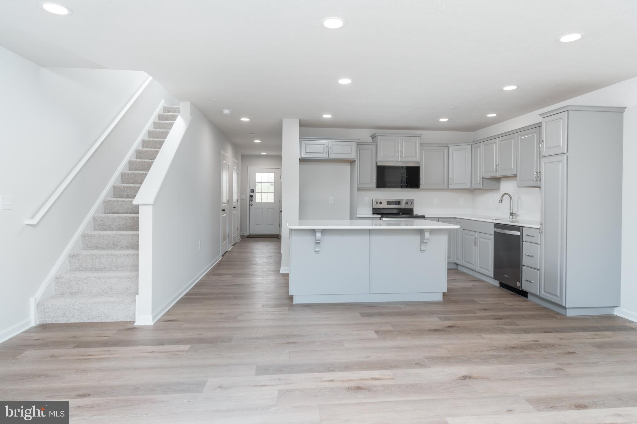 STEEPLECHASE - Residential