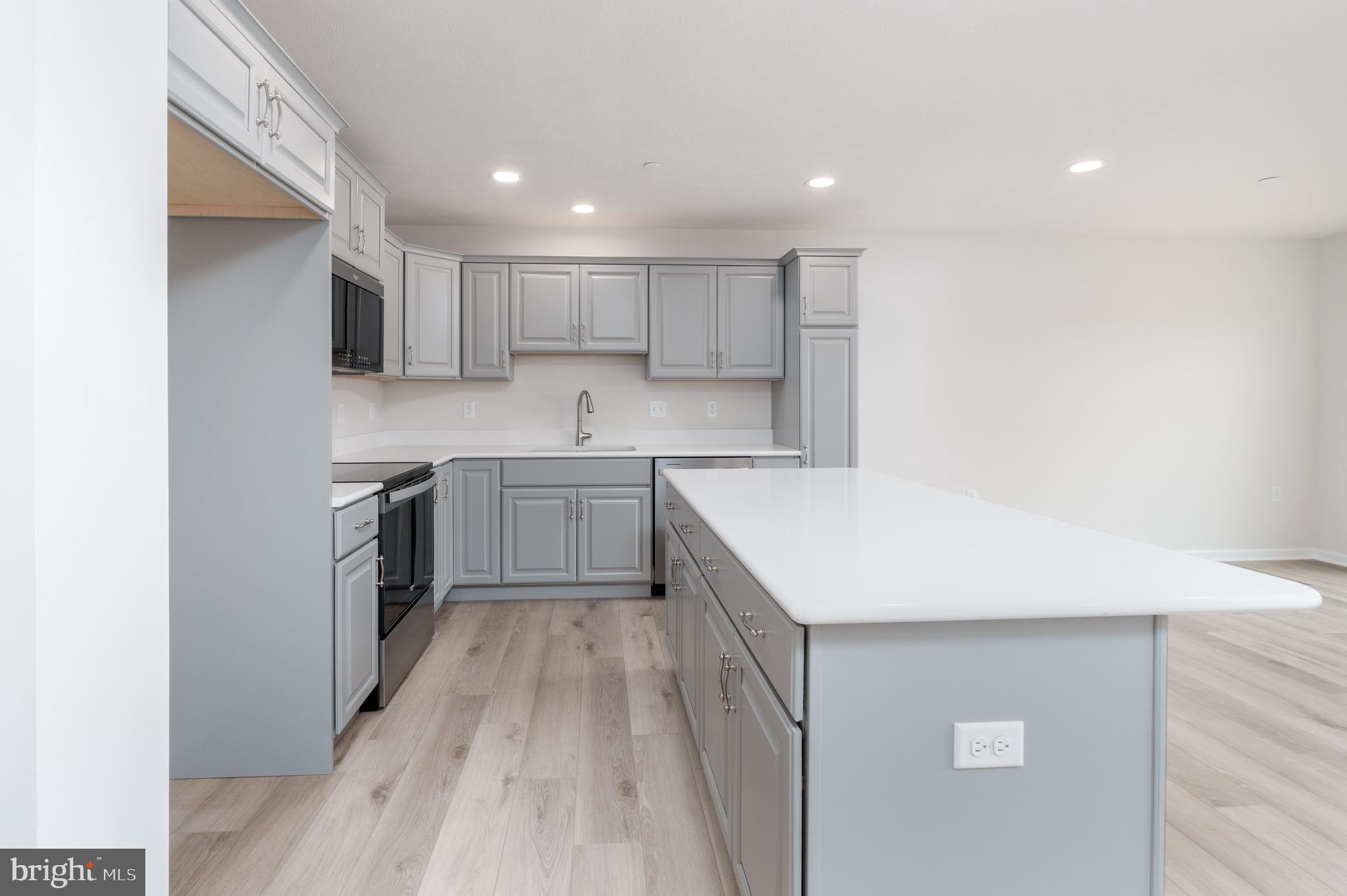 STEEPLECHASE - Residential