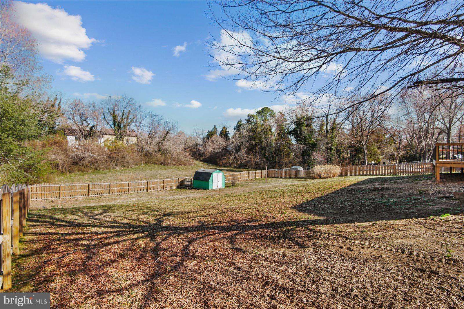 BROADDUS - Residential