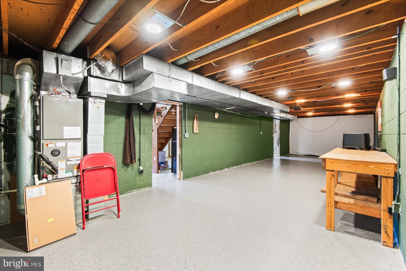 BROADDUS - Residential