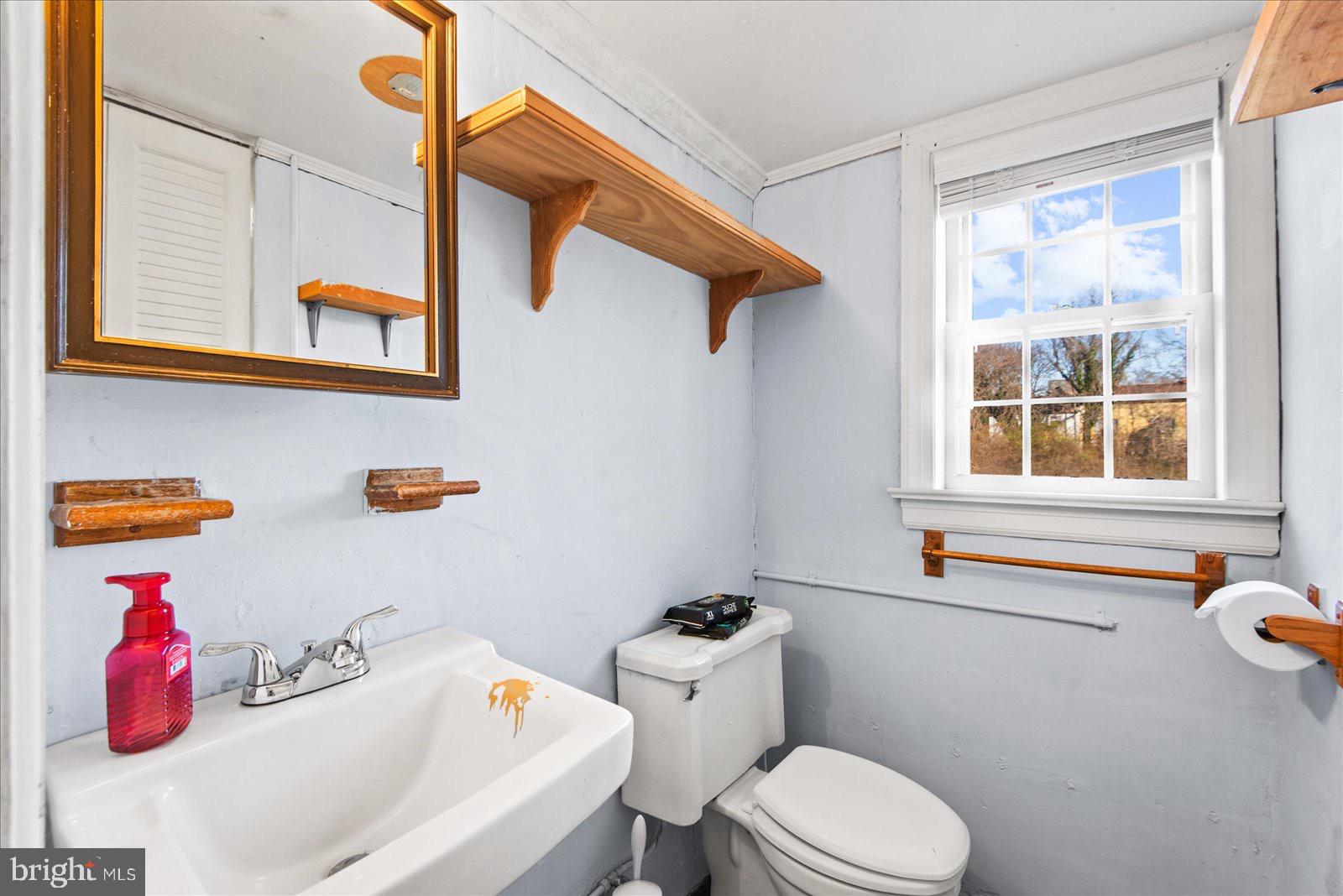 BROADDUS - Residential