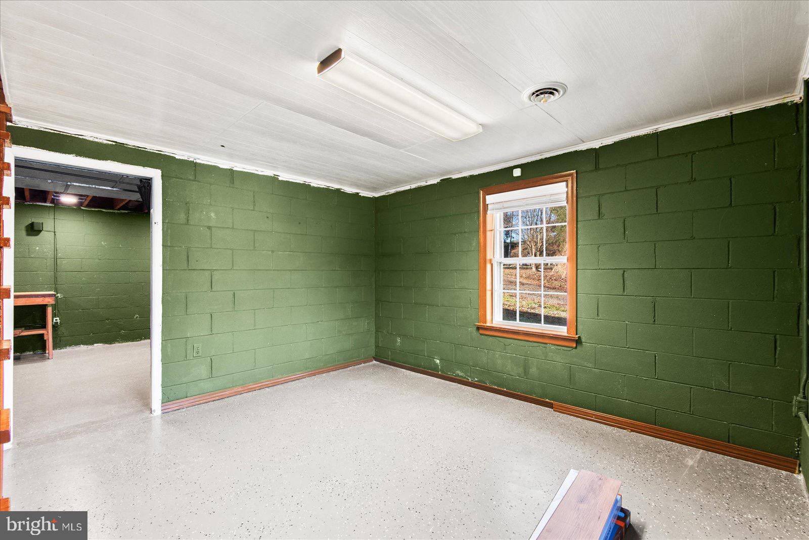 BROADDUS - Residential