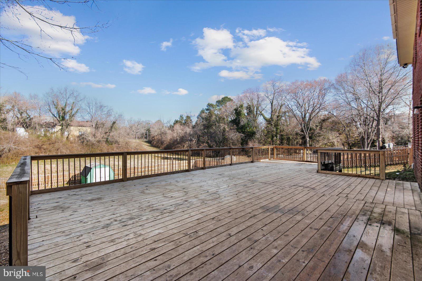 BROADDUS - Residential