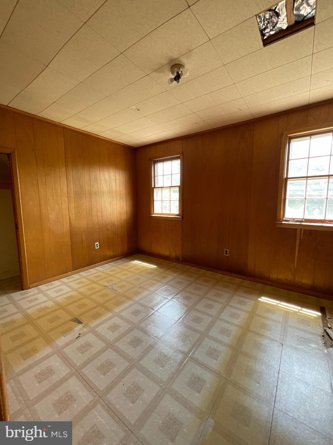 ROLAND TERRACE - Residential