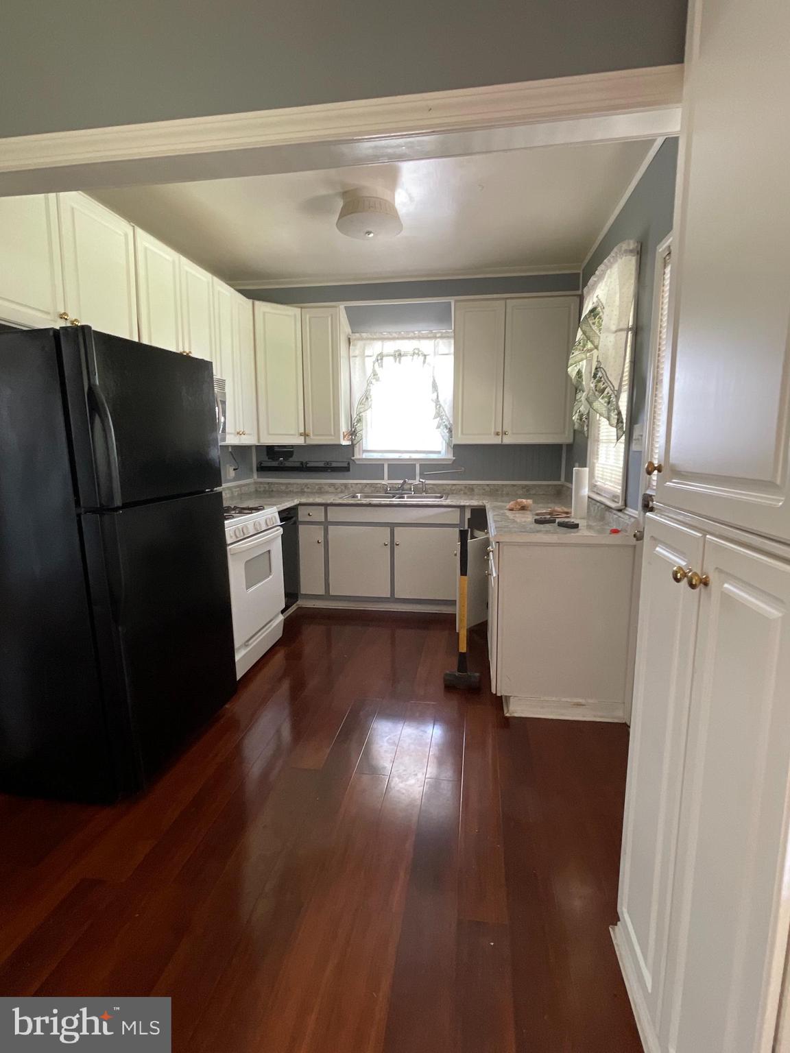 ROLAND TERRACE - Residential