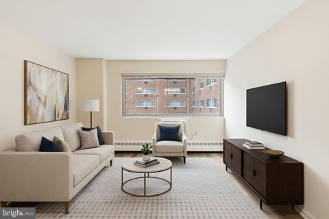 Photo of 2101 Chestnut Street #1521, PHILADELPHIA, PA 19103 (MLS # PAPH2584784)