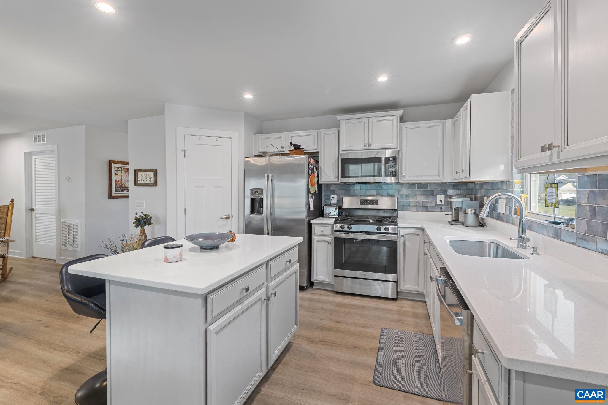 VILLAGE OAKS - Residential