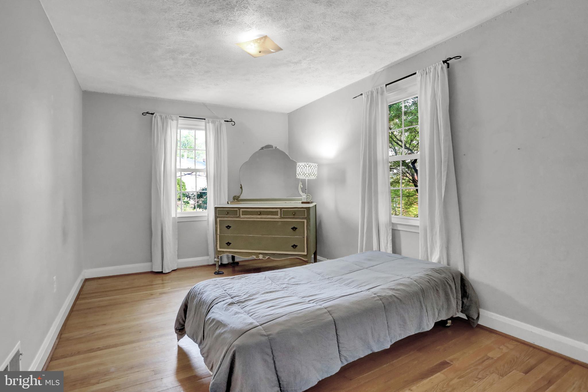 TOWSON PARK - Residential