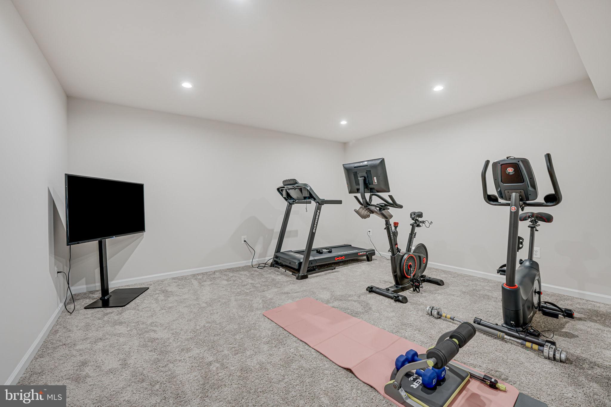 FAWN LAKE - Residential