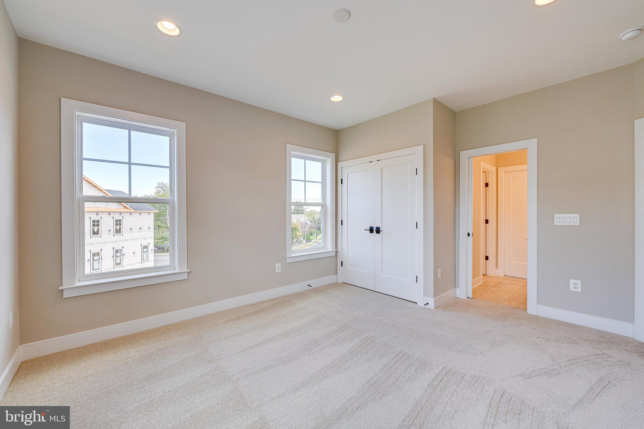 ELLISON HEIGHTS - Residential