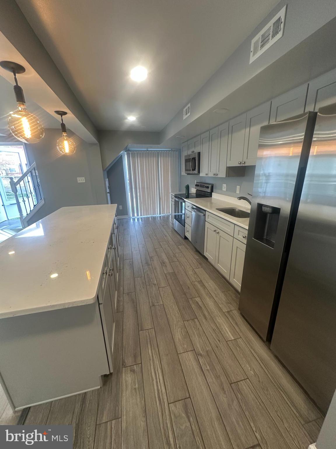 TERRACE TOWNE HOMES OF GUNSTON - Residential Lease