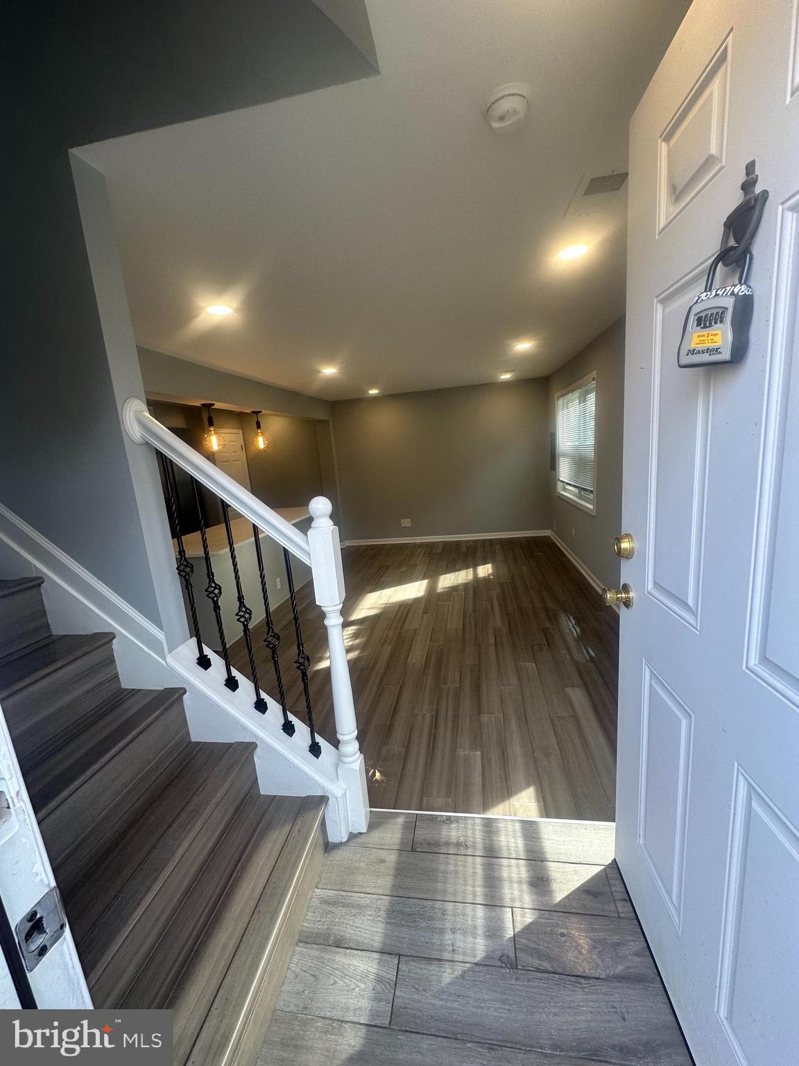 TERRACE TOWNE HOMES OF GUNSTON - Residential Lease