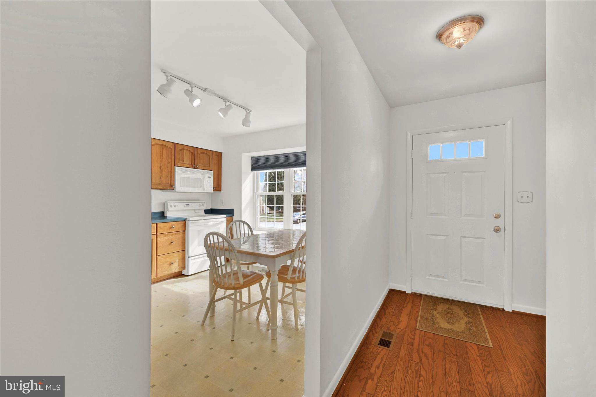 MAYS CHAPEL VILLAGE - Residential