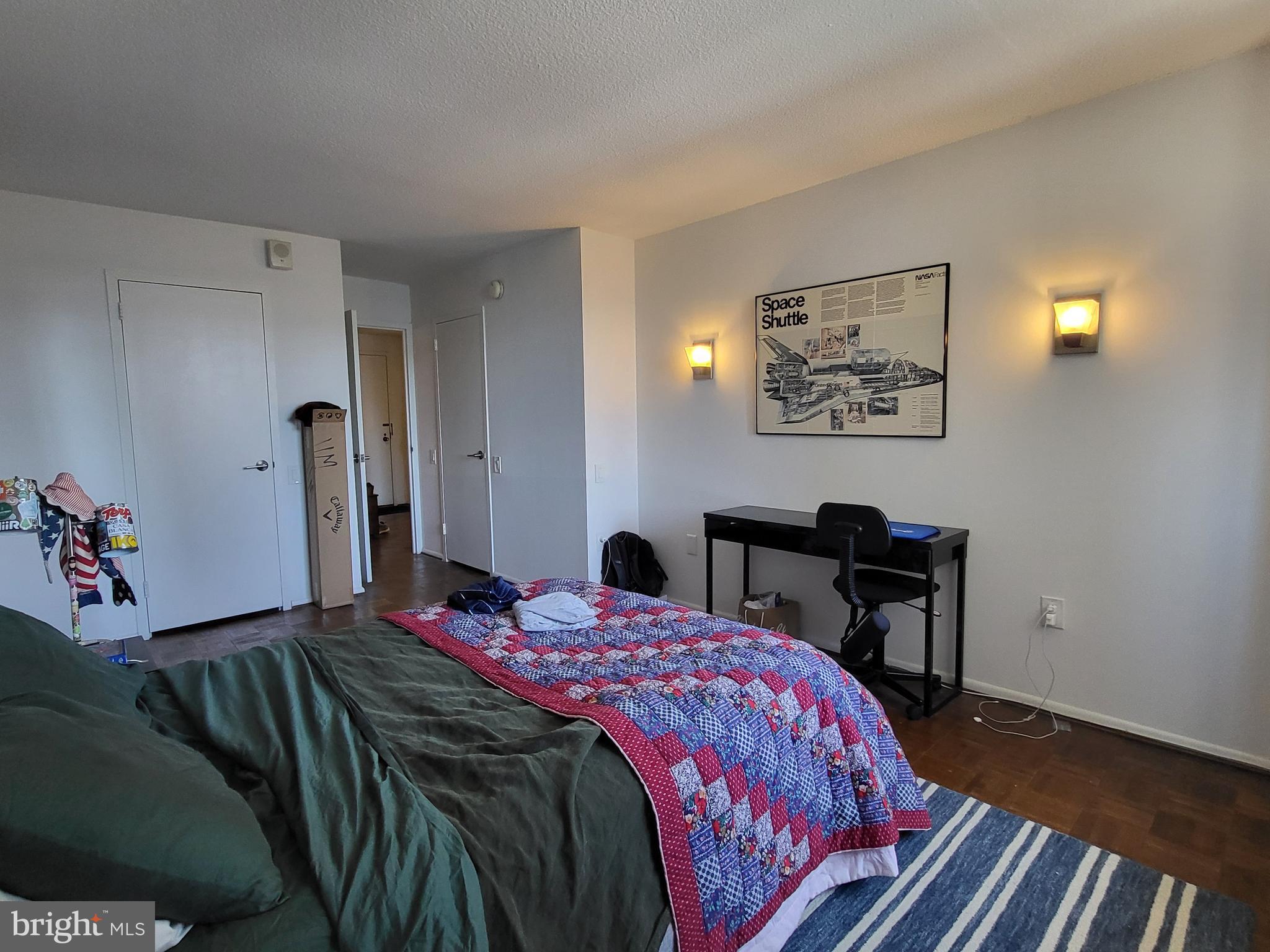 AVENUE OF THE ARTS - Residential Lease