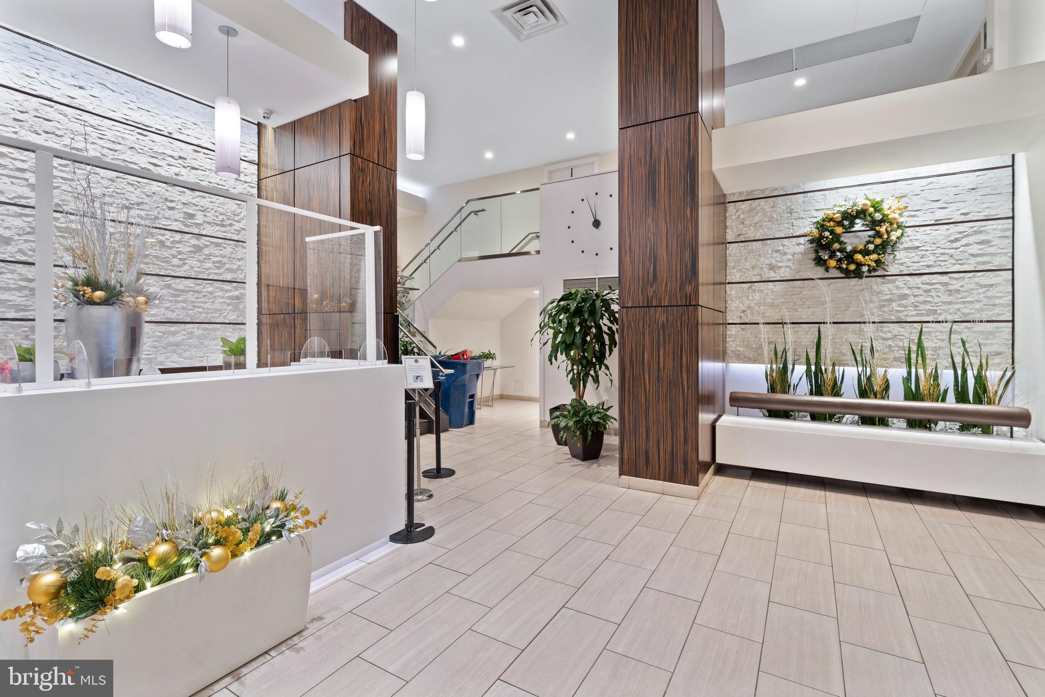 AVENUE OF THE ARTS - Residential Lease