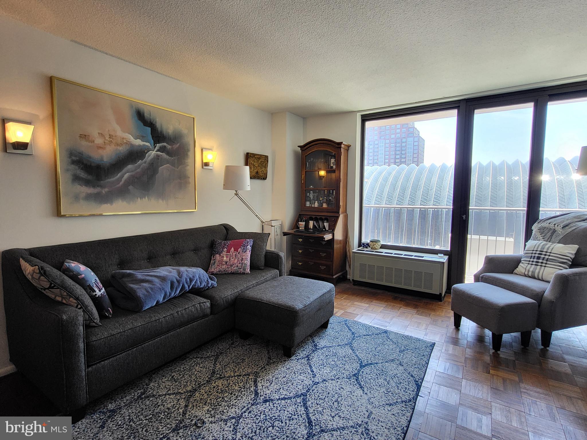 AVENUE OF THE ARTS - Residential Lease