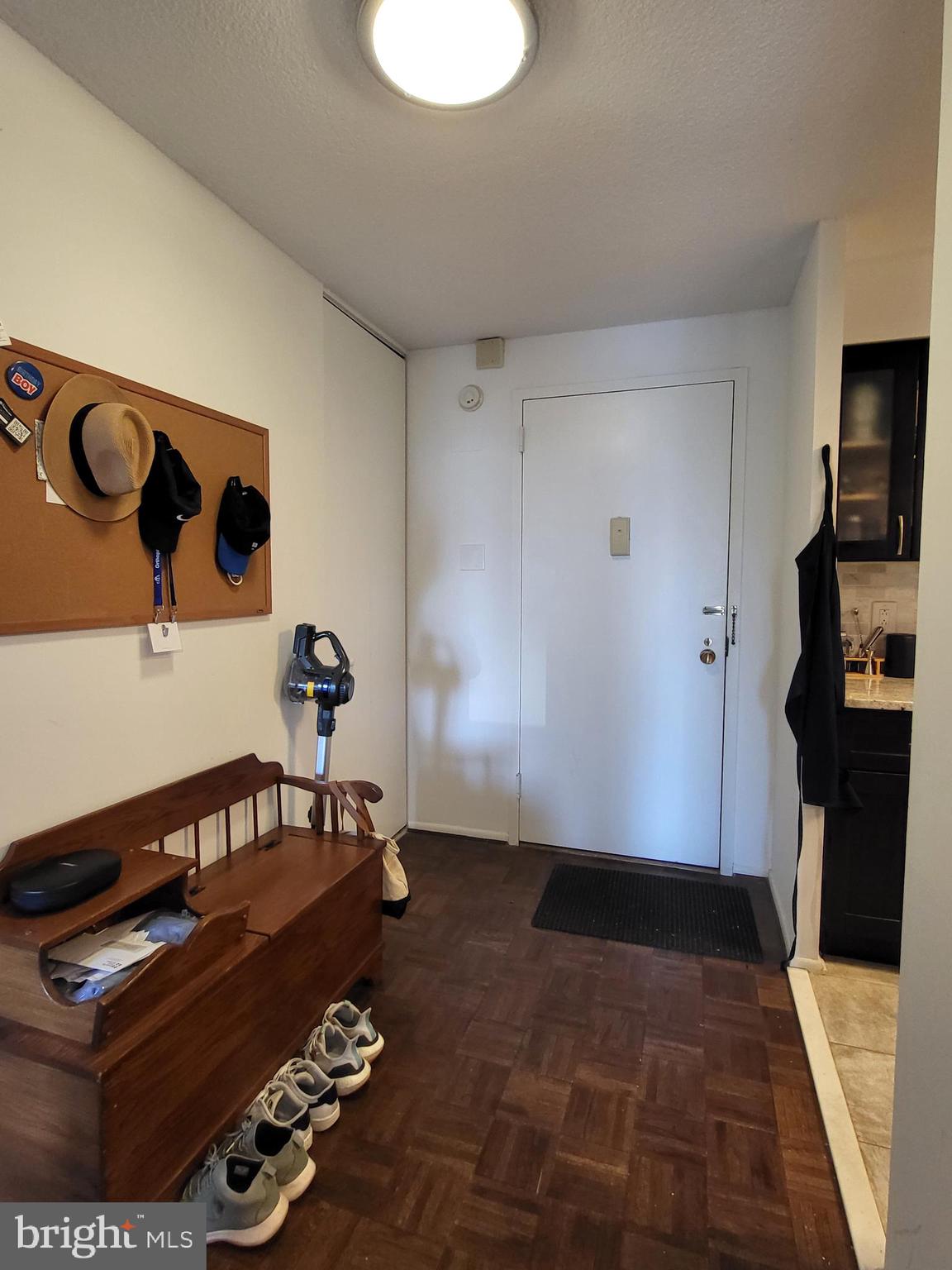 AVENUE OF THE ARTS - Residential Lease