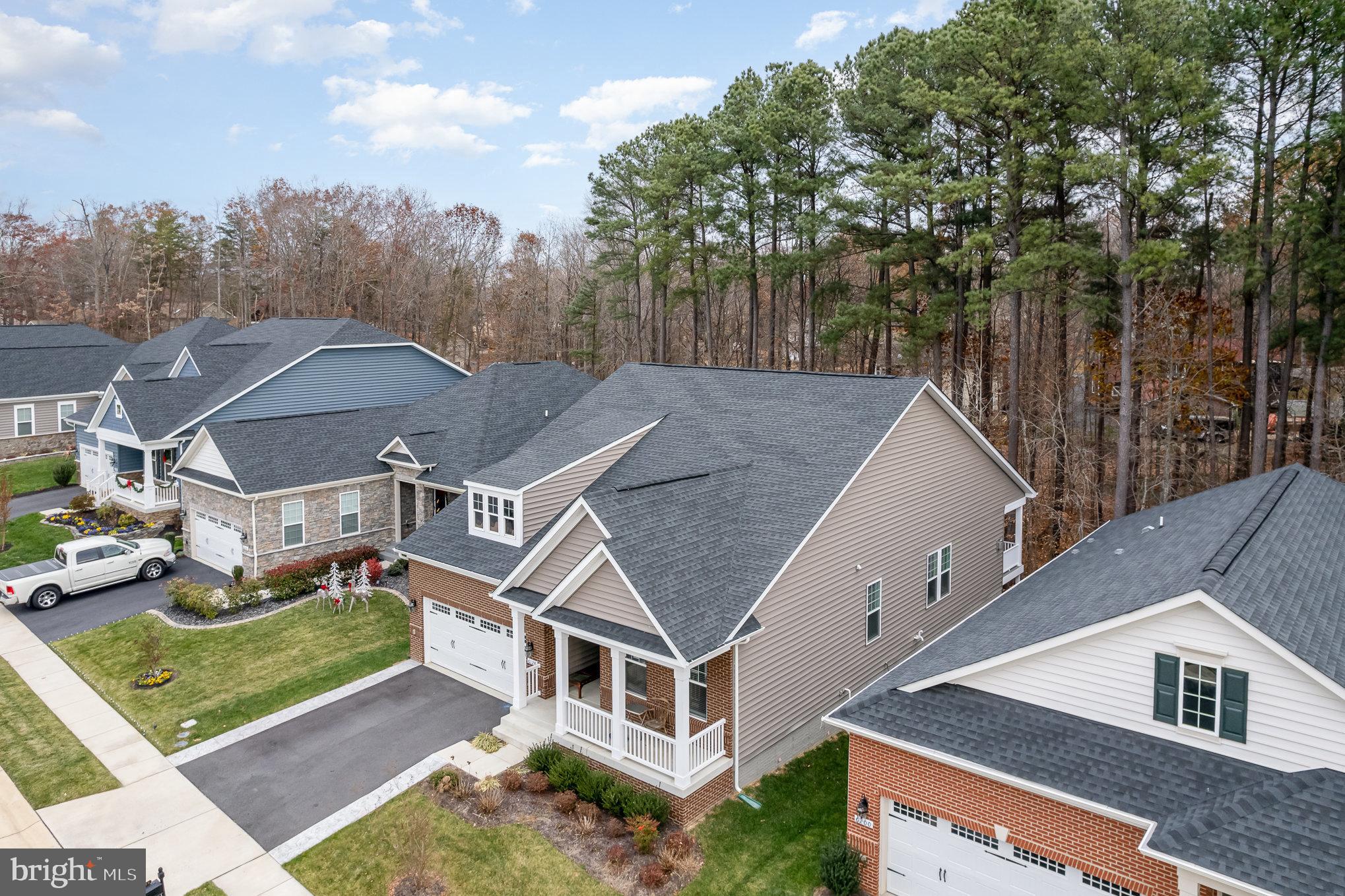 VIRGINIA HERITAGE AT LEE'S PARK - Residential