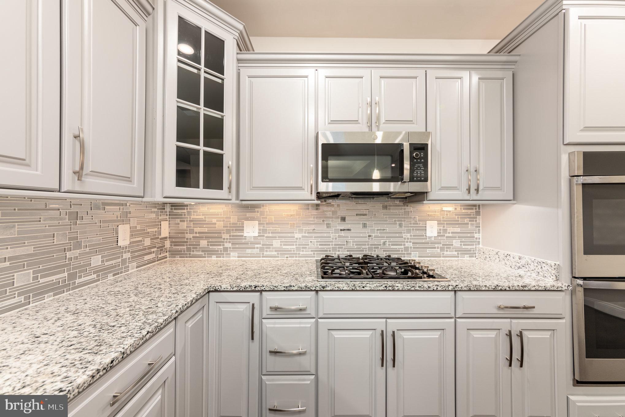 VIRGINIA HERITAGE AT LEE'S PARK - Residential