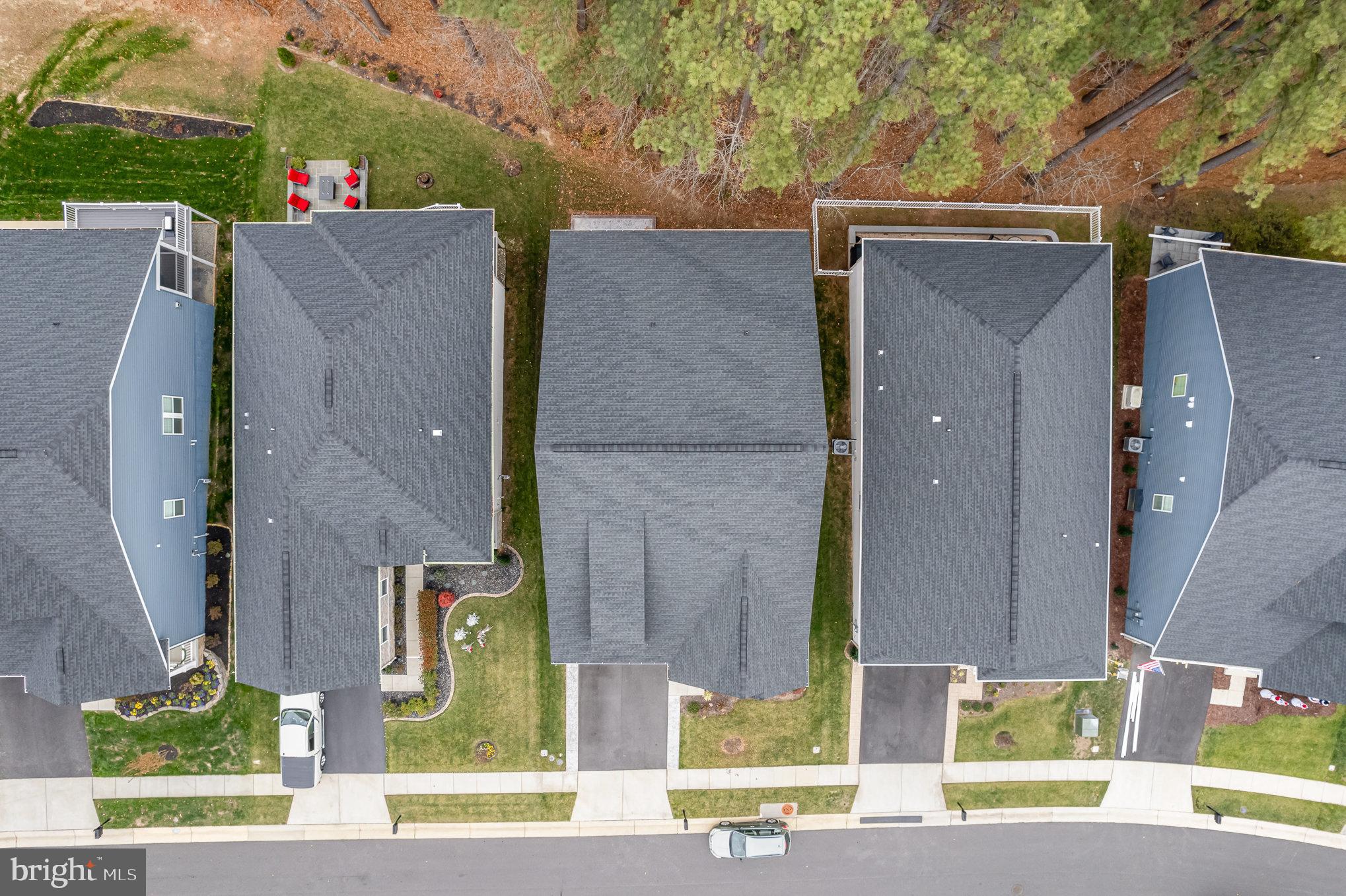 VIRGINIA HERITAGE AT LEE'S PARK - Residential