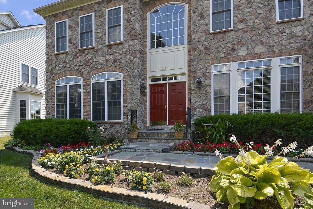 Photo of 41889 Feldspar Place, ALDIE, VA 20105 (MLS # VALO2108388)