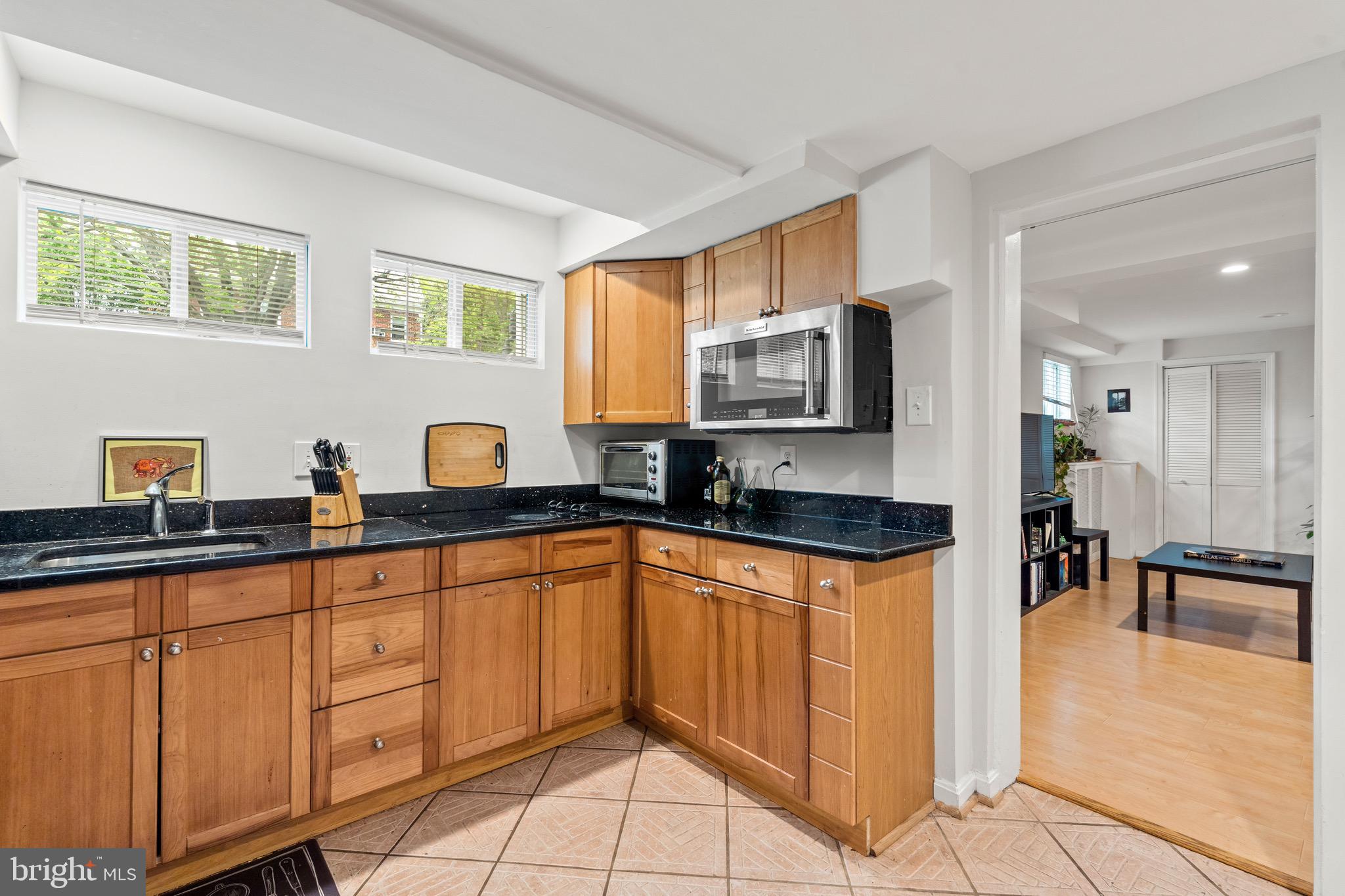 GLOVER PARK - Residential Lease