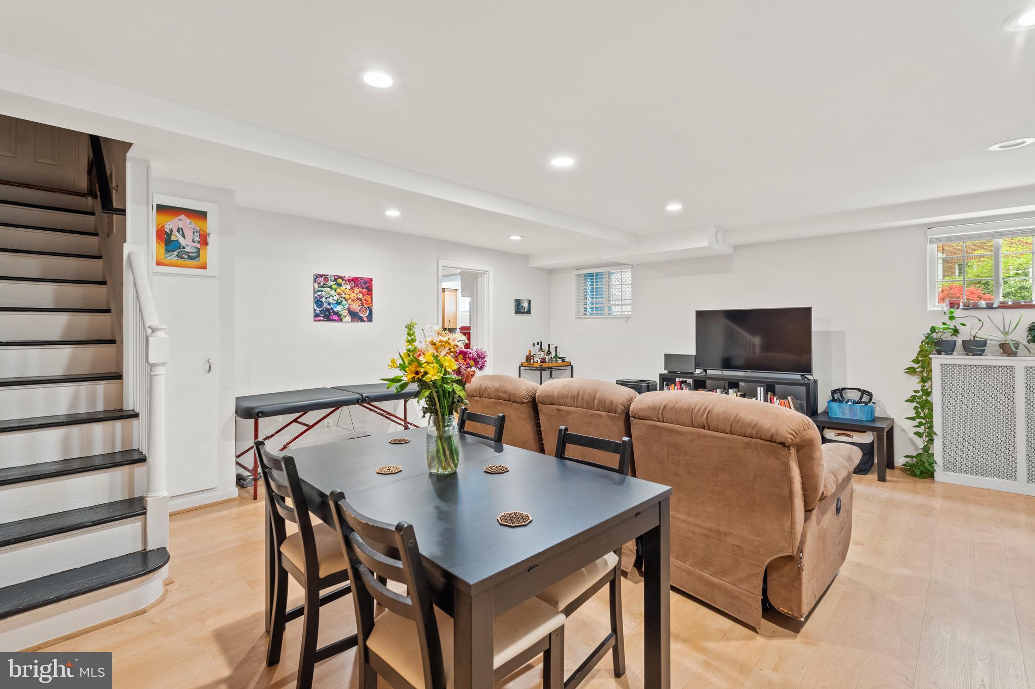 GLOVER PARK - Residential Lease