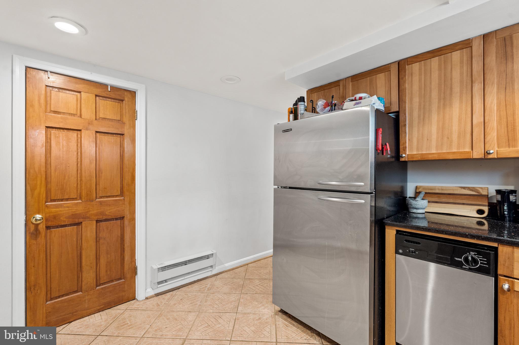 GLOVER PARK - Residential Lease
