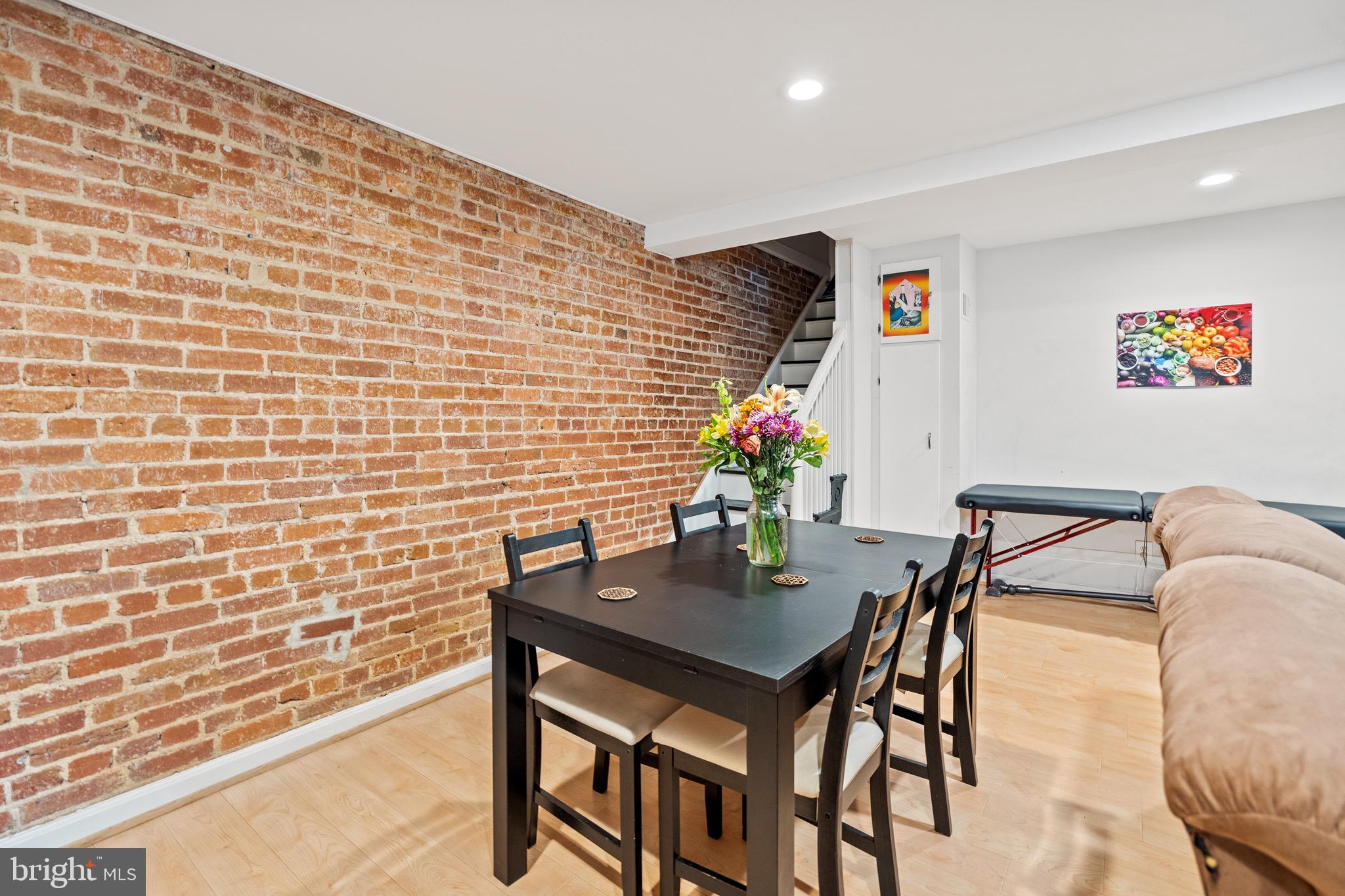 GLOVER PARK - Residential Lease