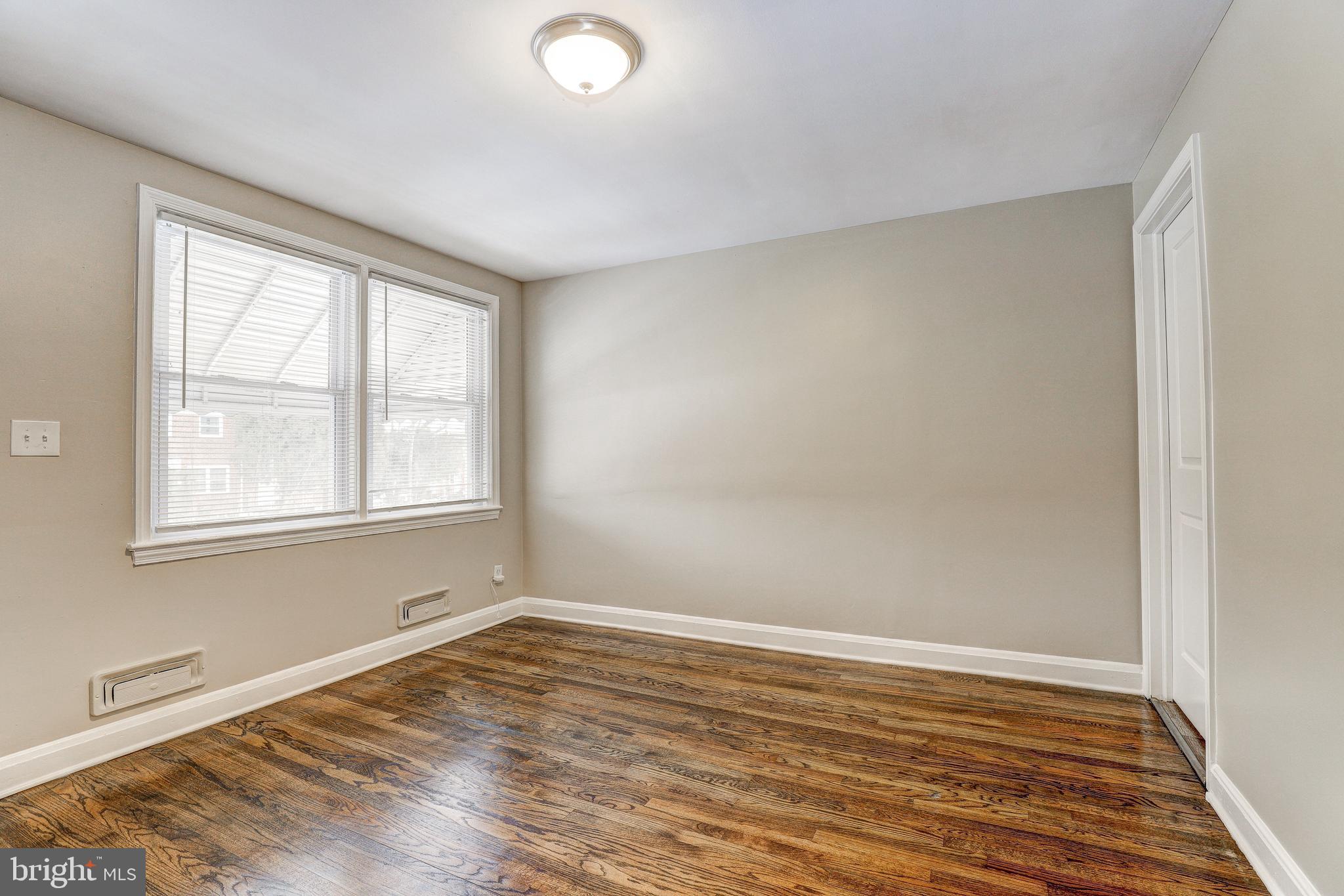 PARKSIDE - Residential Lease