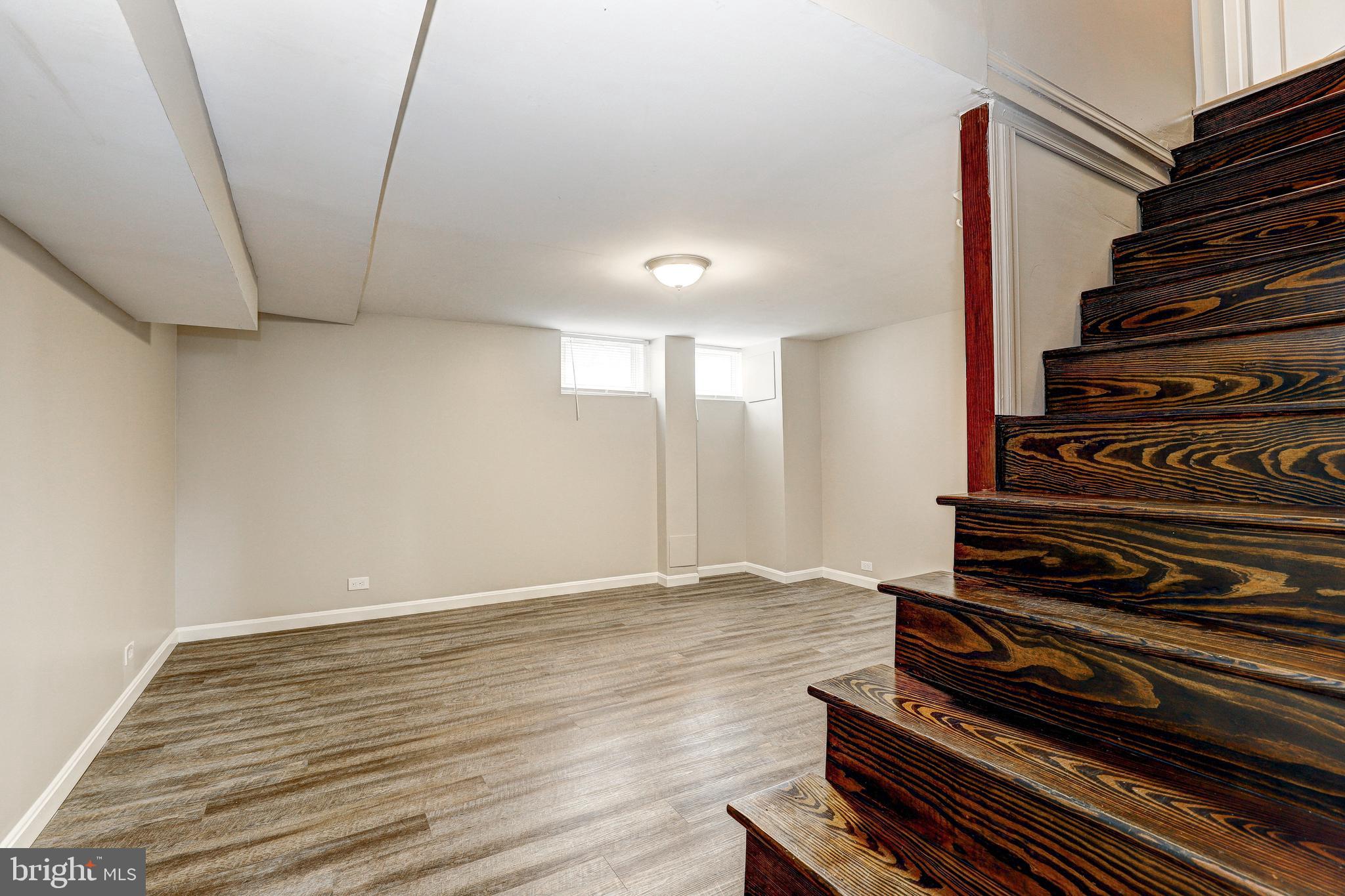 PARKSIDE - Residential Lease