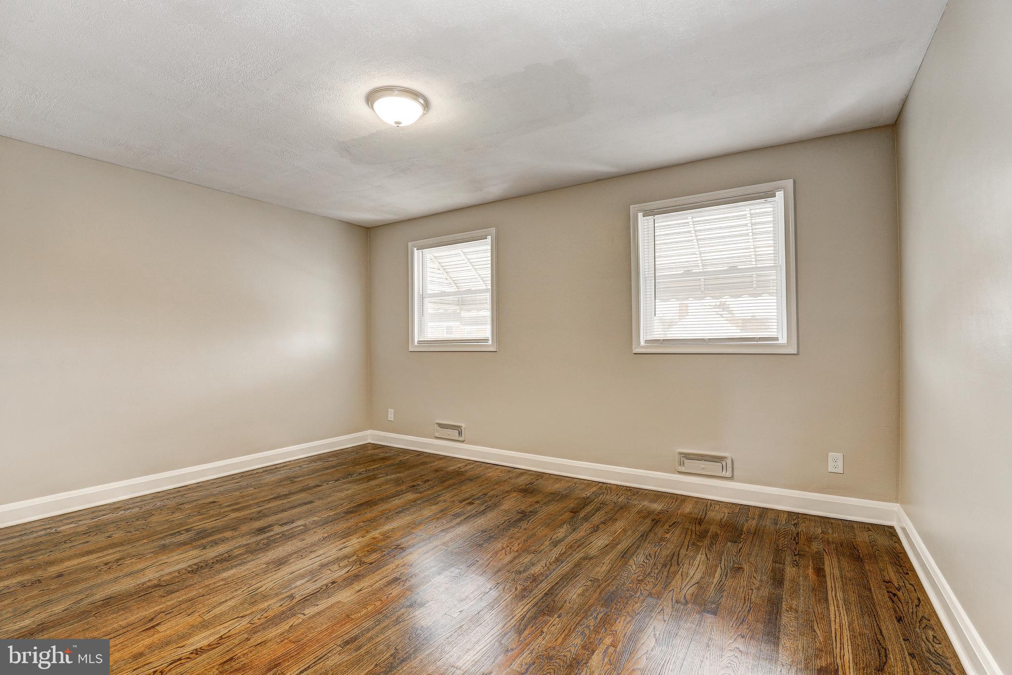 PARKSIDE - Residential Lease