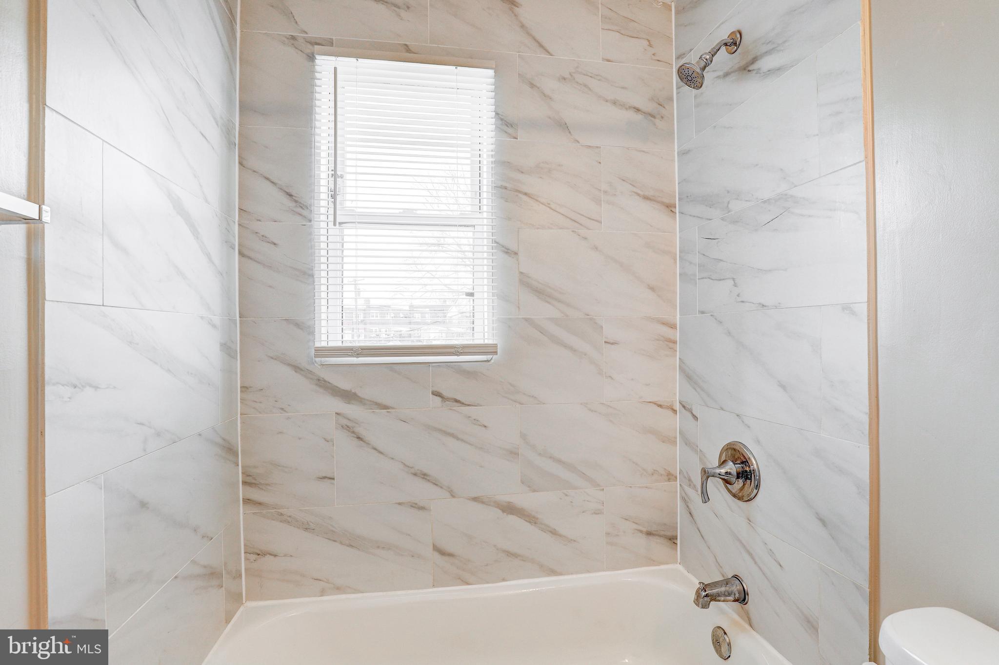 PARKSIDE - Residential Lease