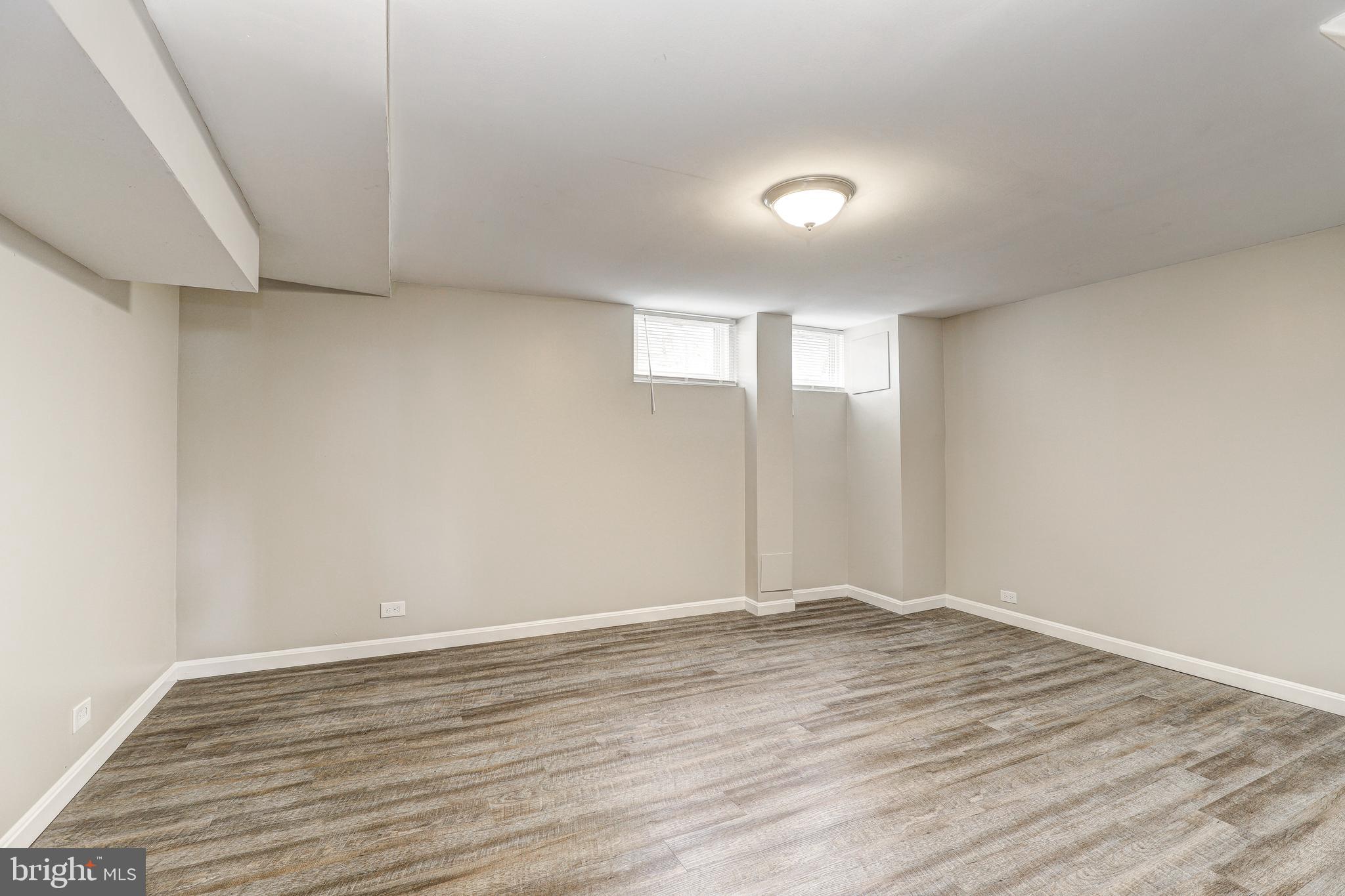 PARKSIDE - Residential Lease