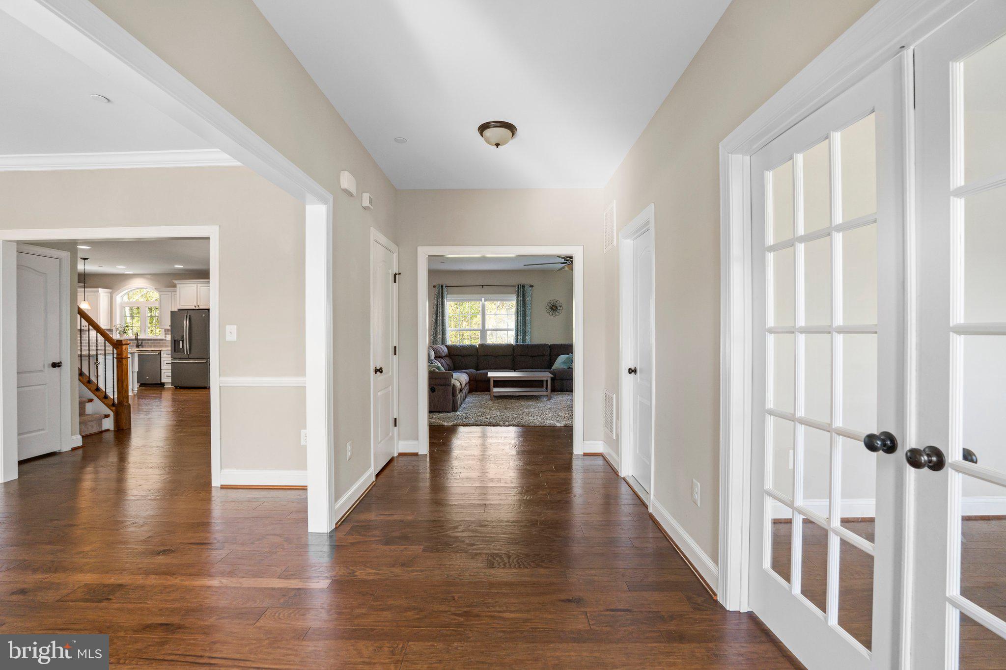 TWIN PONDS - Residential