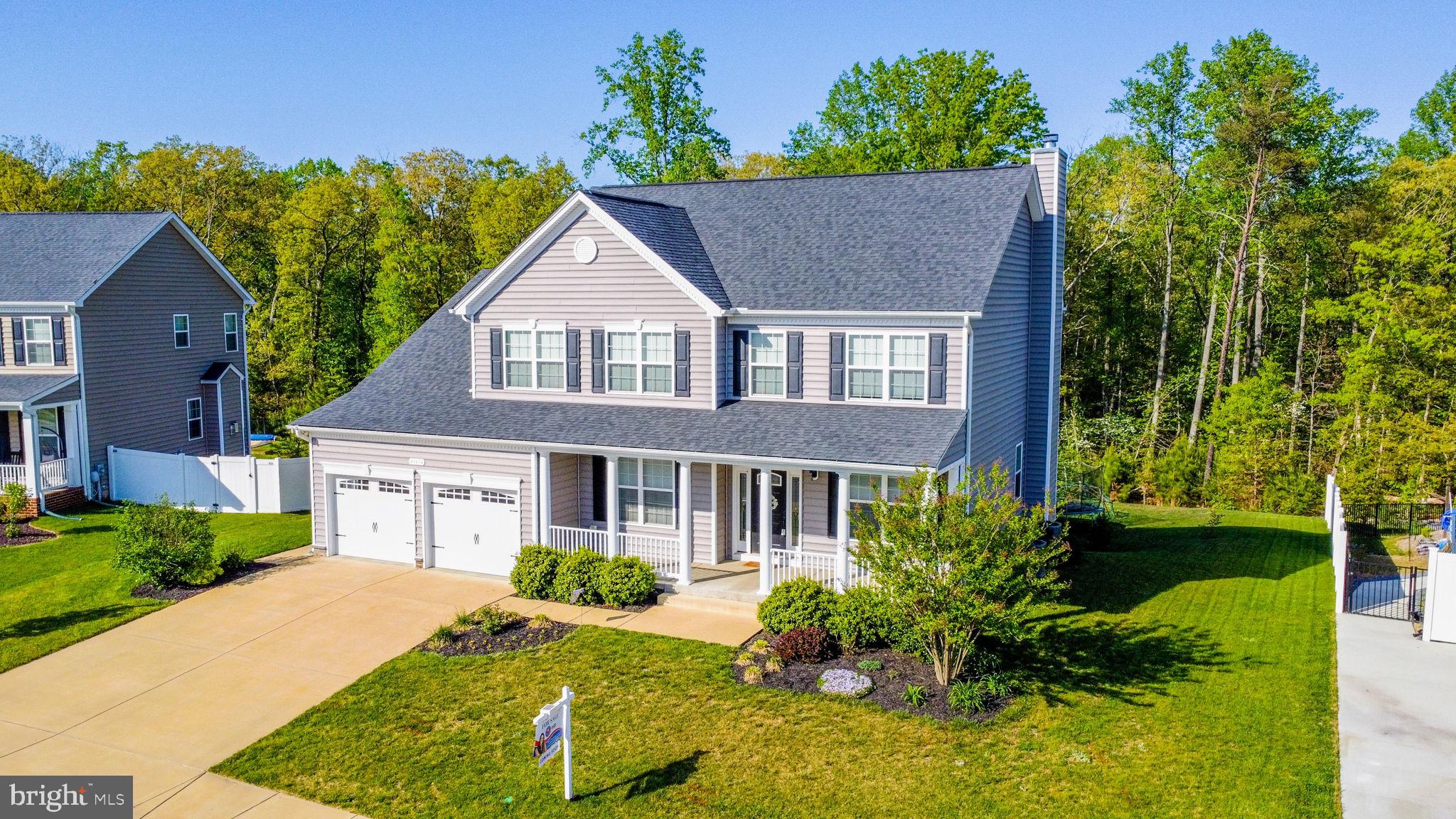 TWIN PONDS - Residential