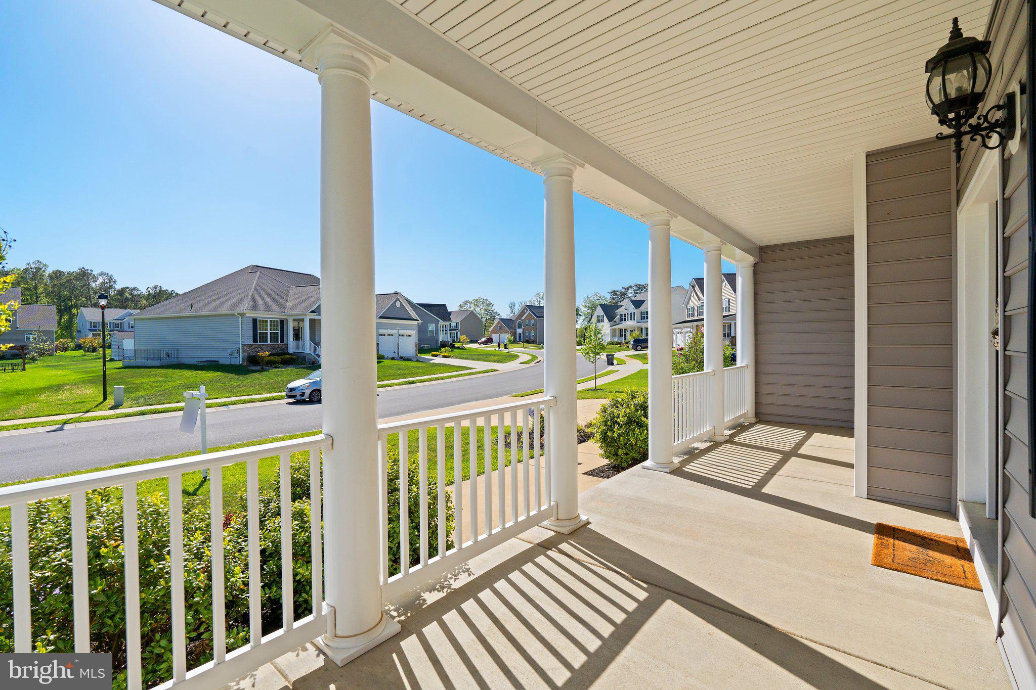 TWIN PONDS - Residential