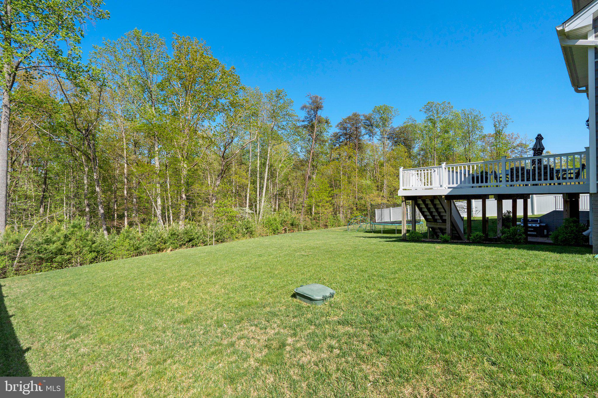 TWIN PONDS - Residential