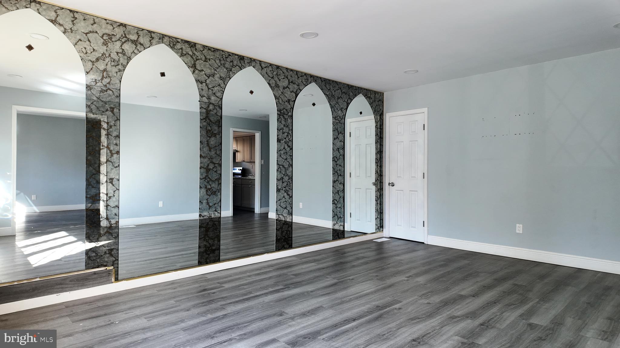 LINCONIA PARK - Residential