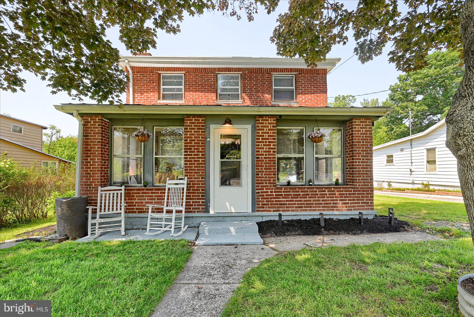 2606 BROAD STREET