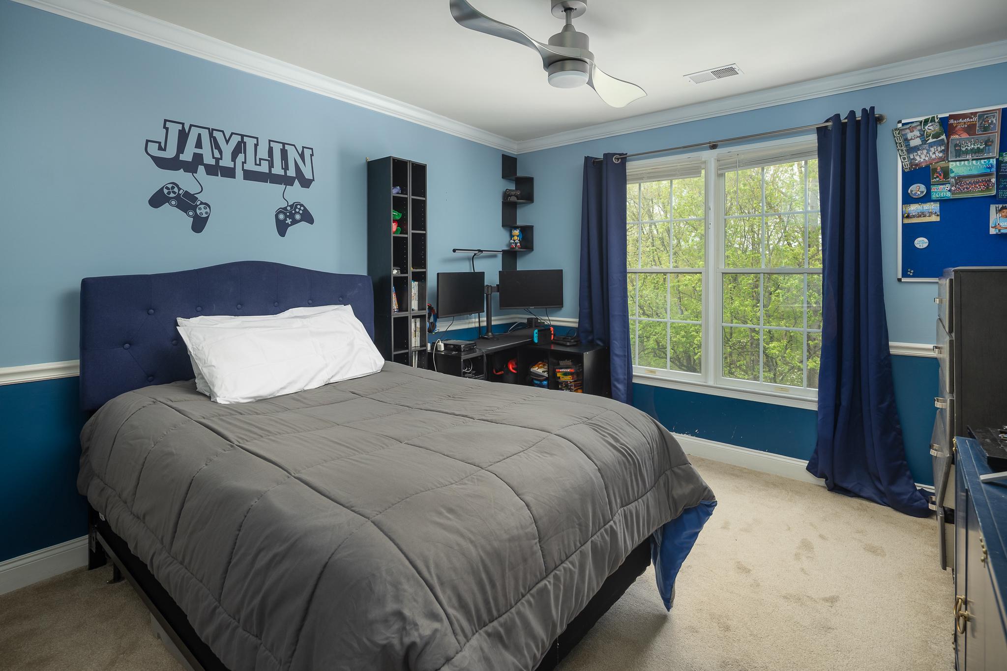 DOMINION VALLEY - Residential