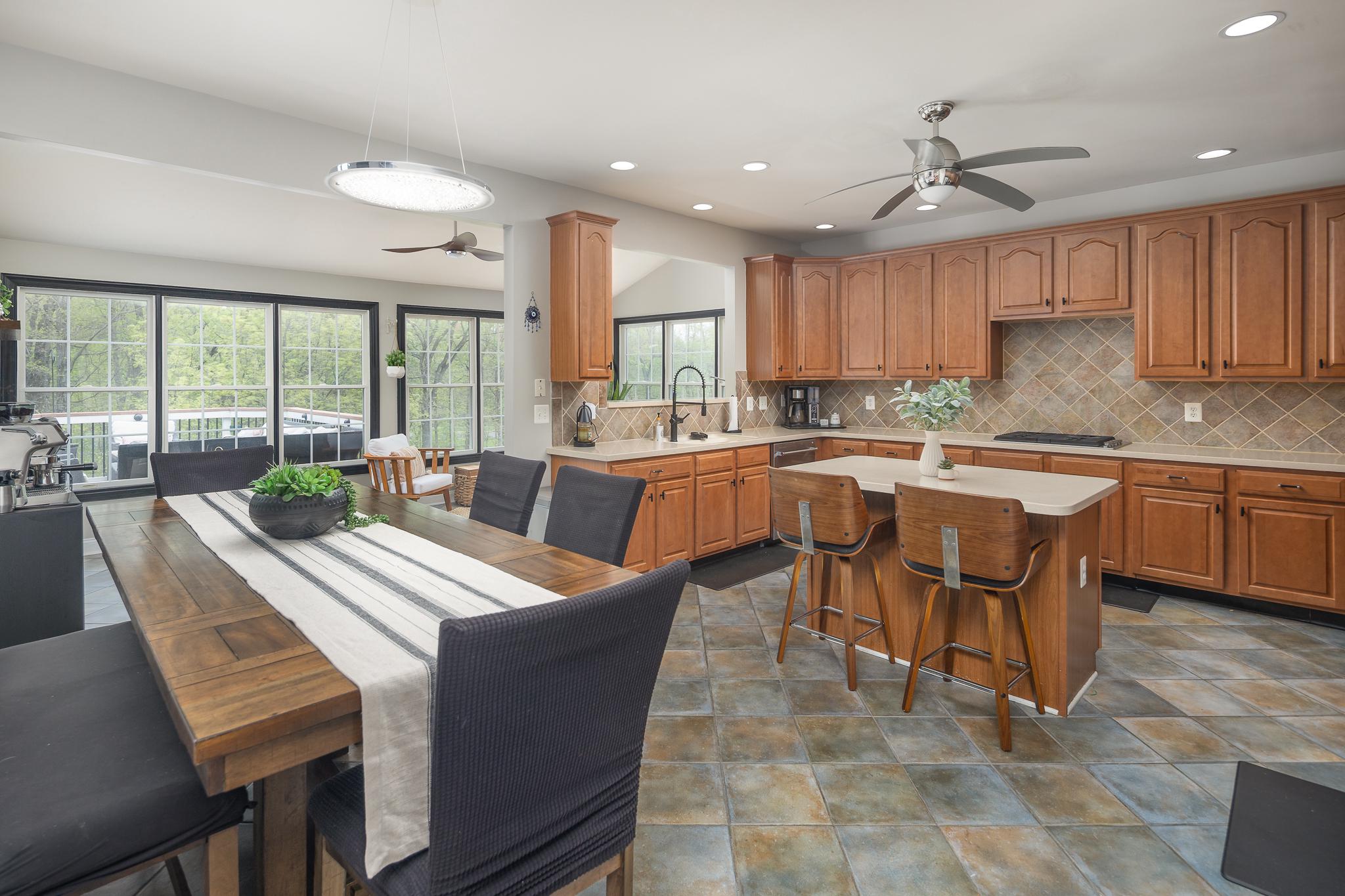 DOMINION VALLEY - Residential