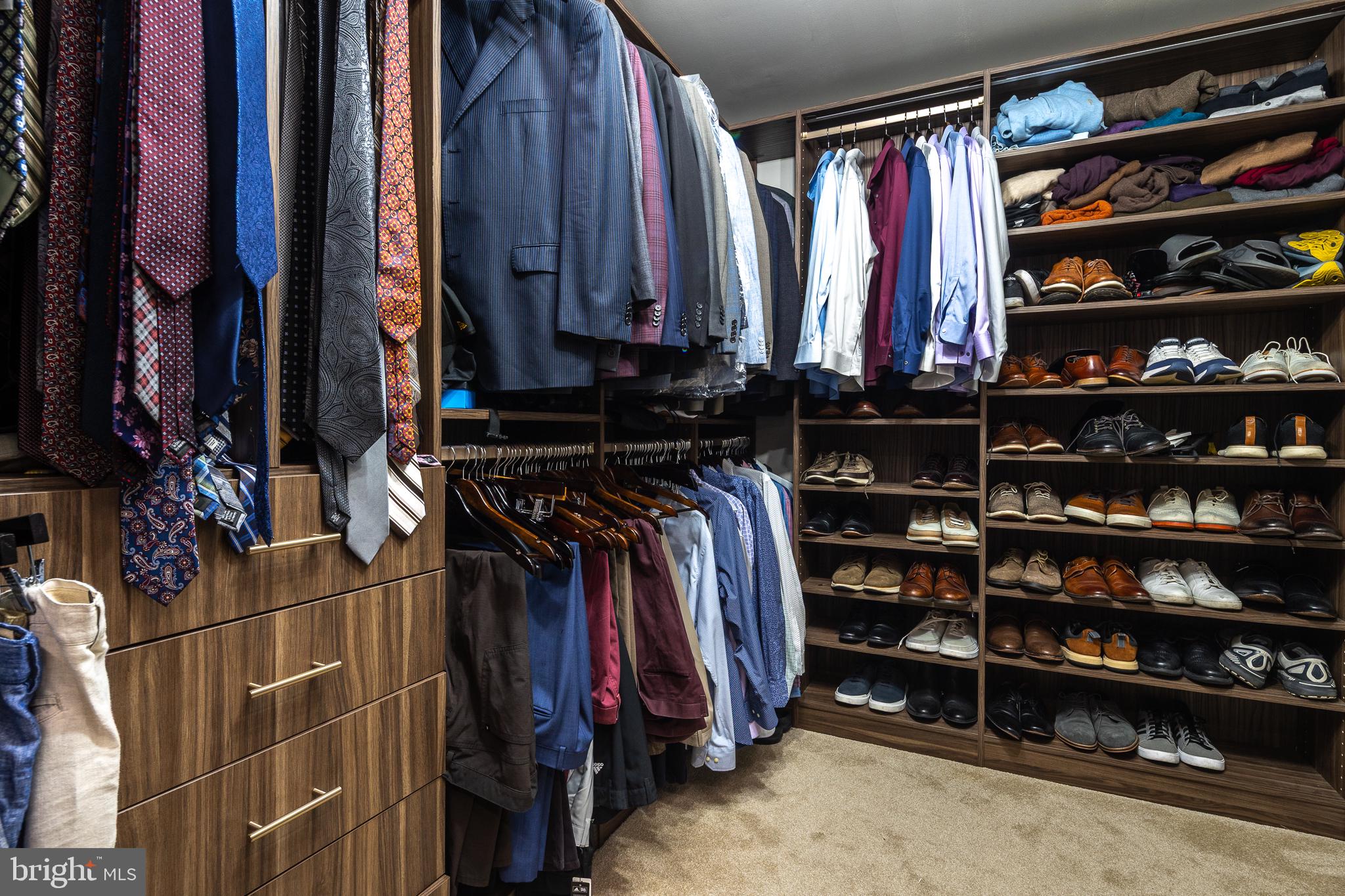 DOMINION VALLEY - Residential