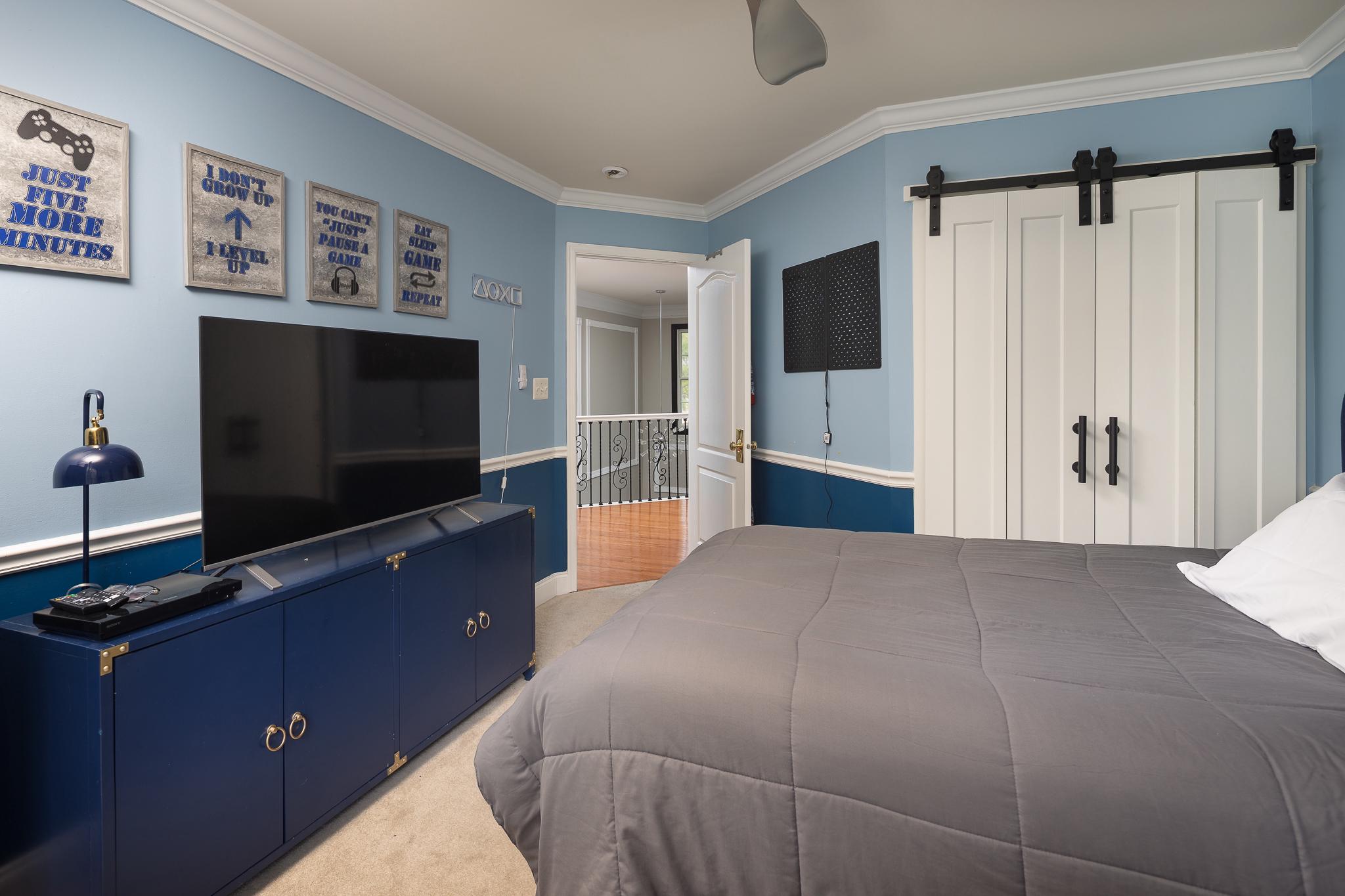 DOMINION VALLEY - Residential