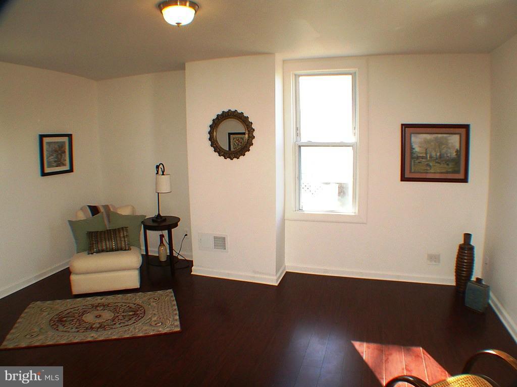 ROYSTON - Residential