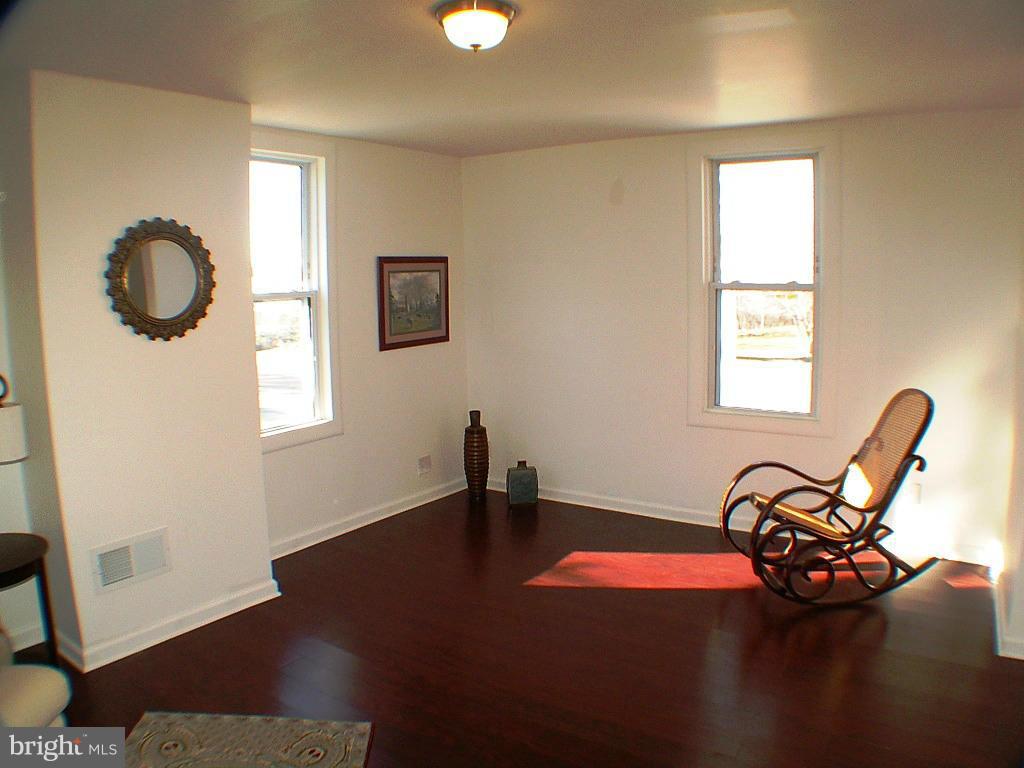 ROYSTON - Residential