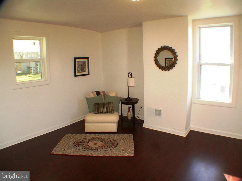 ROYSTON - Residential